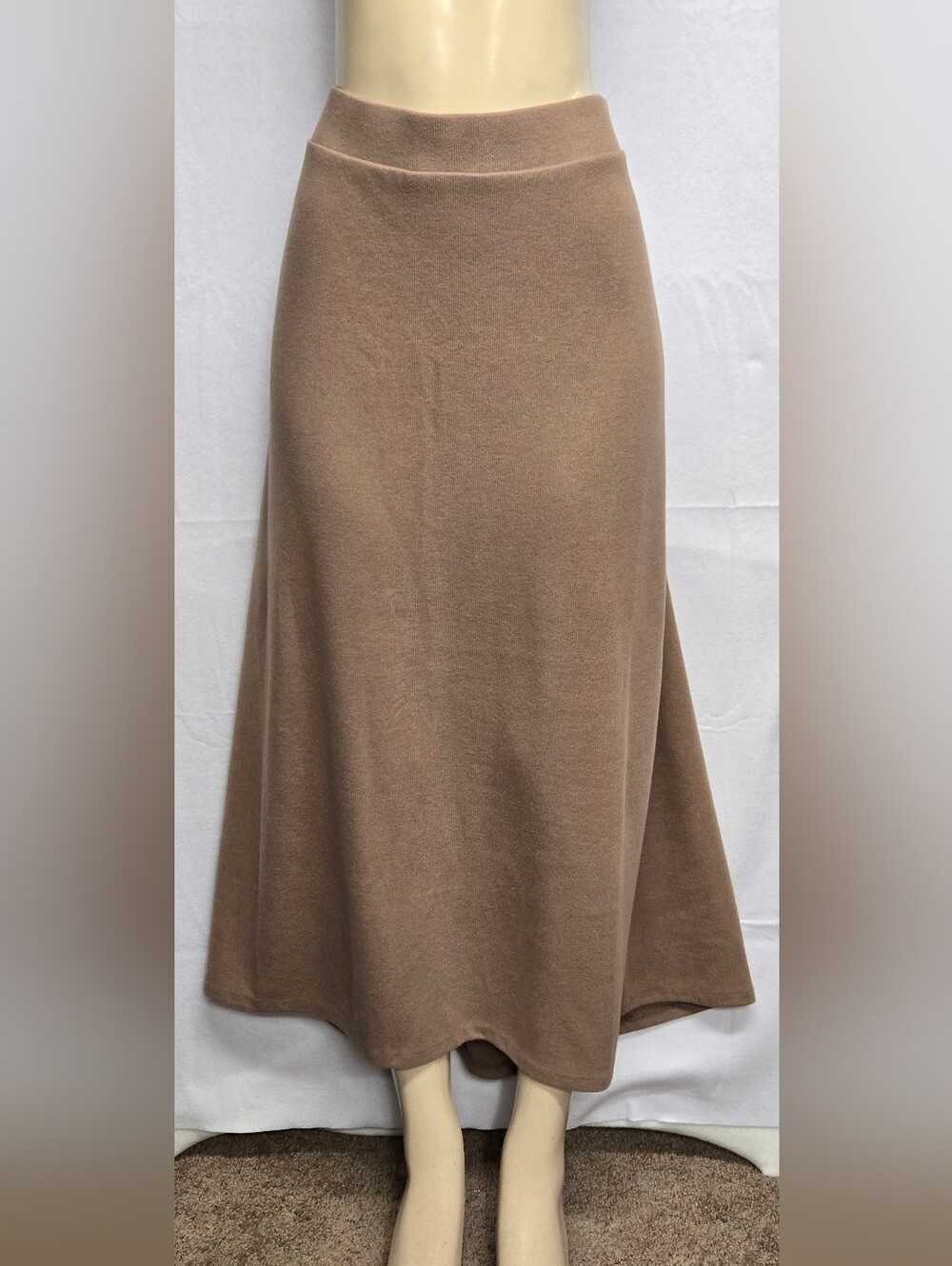 Old Navy 3X A Line Skirt Elastic Waist Calf Length Taupe Ribbed Knit Fabric